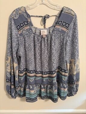 🔹Knox Rose Peasant Blouse